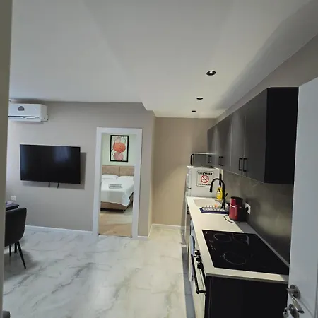 Gk Apartments Ballerina Bat Yam Exterior photo